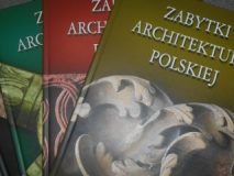 24.10.2018 Z abytki architektury polskiej 4 tomy. Komplet